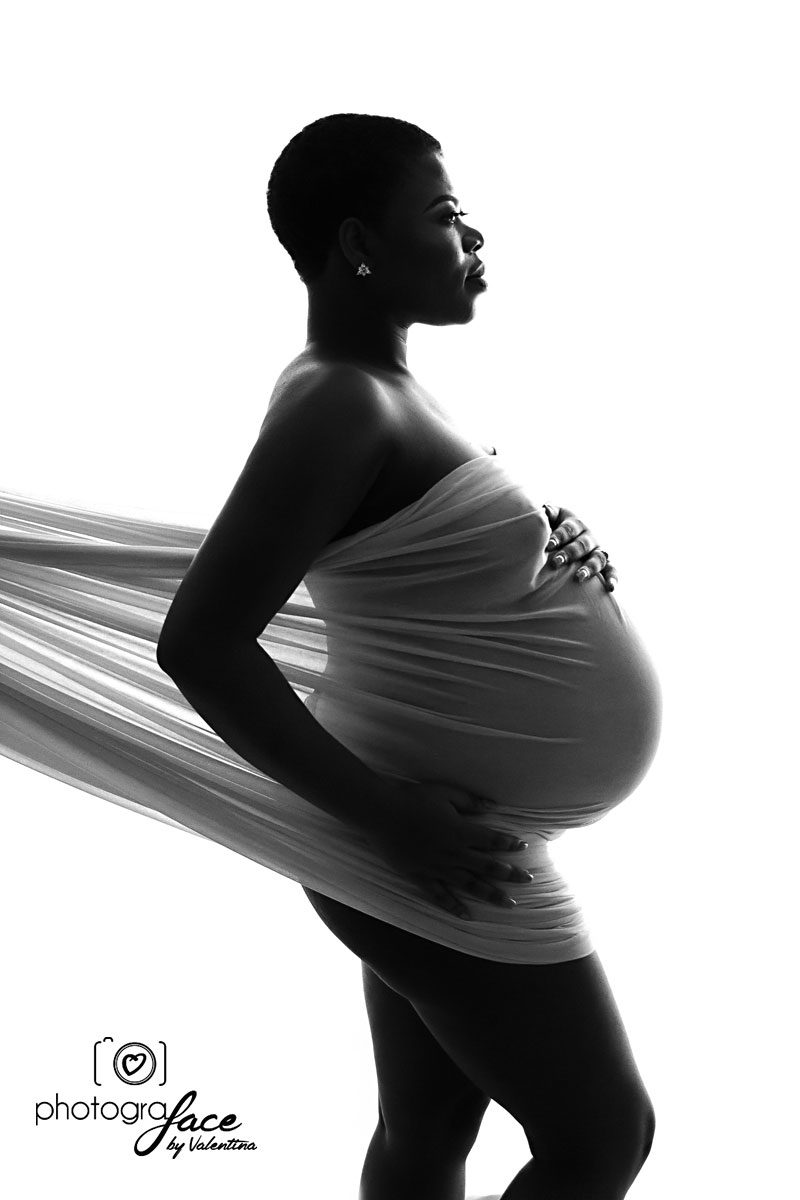 glamour side silhouette of pregnant woman