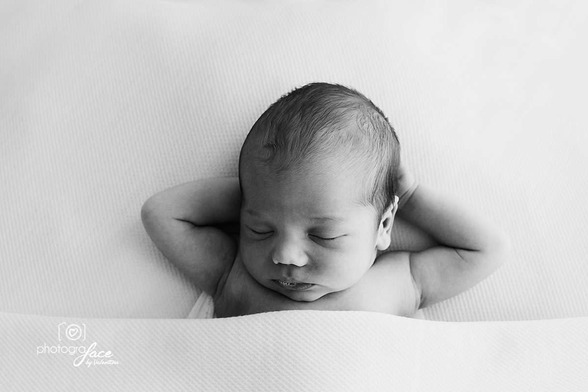 newborn photography: baby comfortably sleeping 